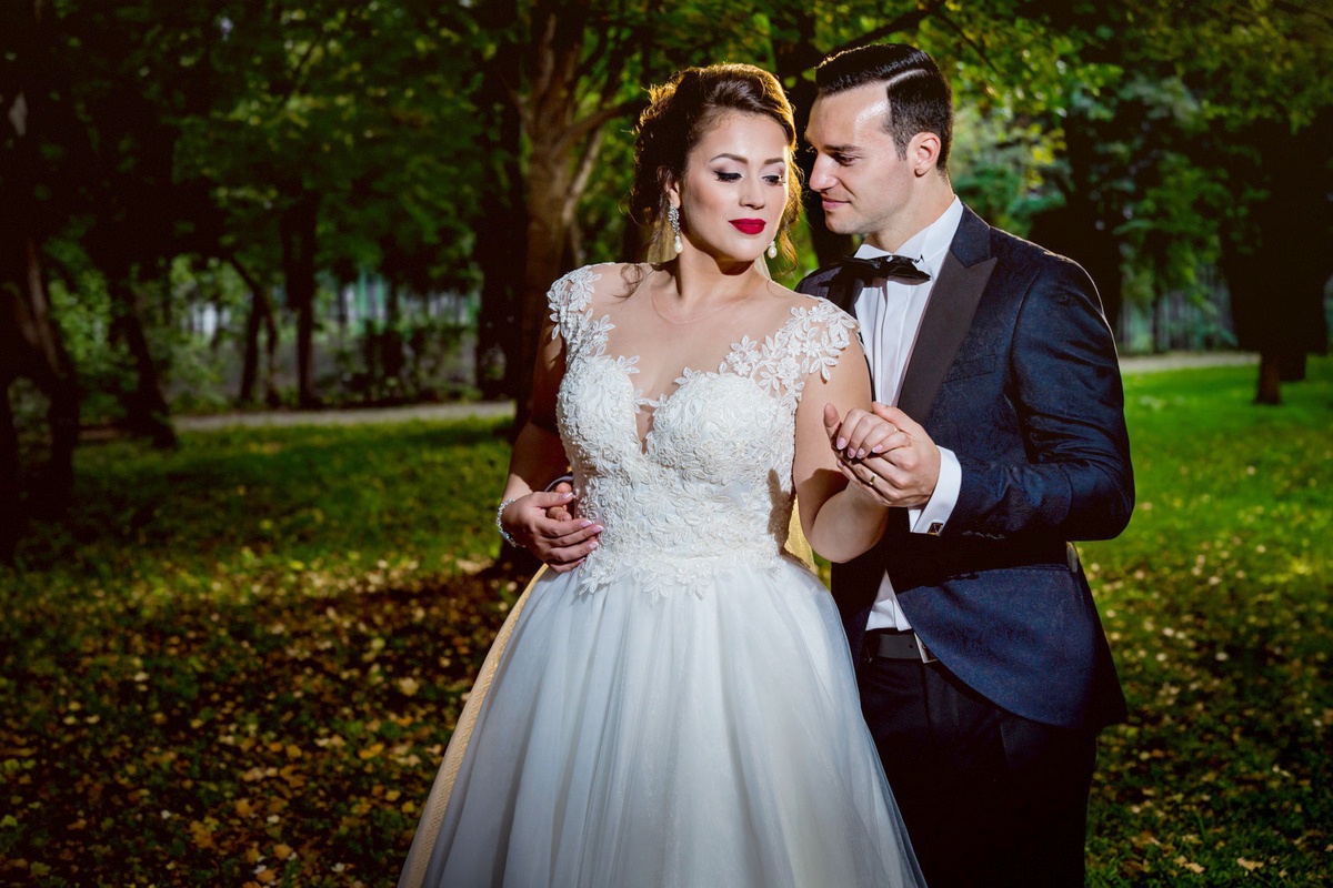 Copyright @ AdPhoto.ro