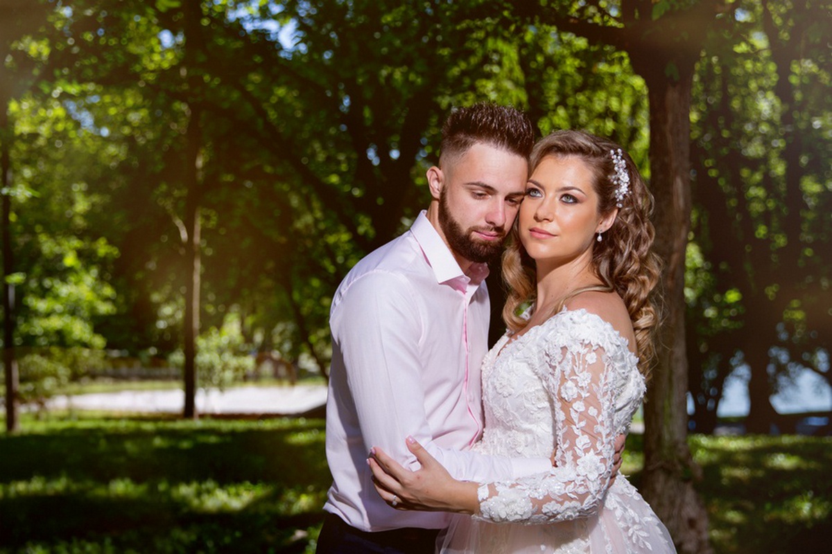 Copyright @ AdPhoto.ro
